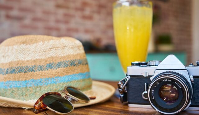 2024 yaz modası hakkında bir görsel